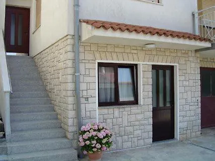 Apartment Bilic 普拉